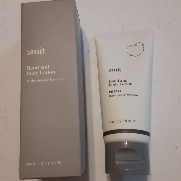 Emit Peach Hand and Body Lotion - Picture 1 of 4